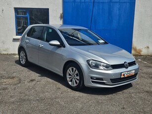 2017 - Volkswagen Golf Manual