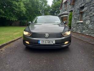 2017 - Volkswagen Passat Manual