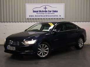 2017 - Volkswagen Passat Manual