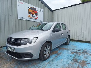 2018 - Dacia Sandero Manual