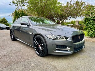 2018 - Jaguar XE Automatic