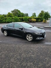 2018 - Opel Insignia Manual