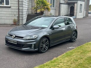 2018 - Volkswagen Golf Manual