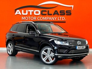 2018 - Volkswagen Touareg Automatic