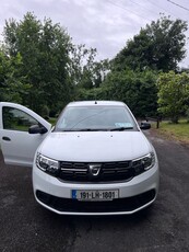 2019 - Dacia Sandero Manual