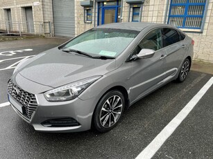 2019 - Hyundai i40 Manual