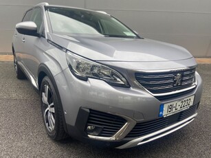 2019 - Peugeot 5008 Manual