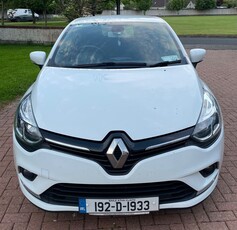 2019 - Renault Clio Manual