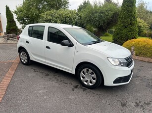 2020 - Dacia Sandero Manual