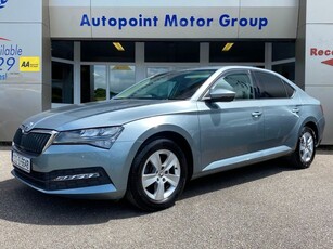 2020 - Skoda Superb Manual