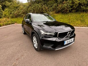 2020 - Volvo XC40 Manual