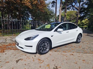 2021 - Tesla Model 3 Automatic