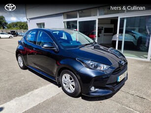 2021 - Toyota Yaris Manual