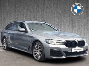 2022 - BMW 5-Series Automatic