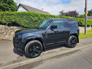 2022 - Land Rover Defender Automatic