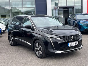 2022 - Peugeot 5008 Manual