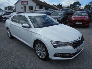 2023 - Skoda Superb Manual