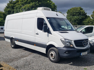 MERCEDES-BENZ SPRINTER