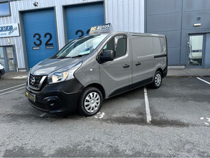 NISSAN NV300