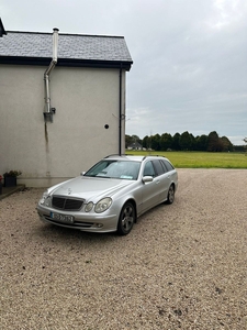 2003 - Mercedes-Benz E-Class ---