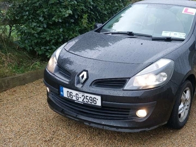 2006 - Renault Clio Manual