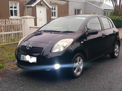 2006 - Toyota Yaris Manual