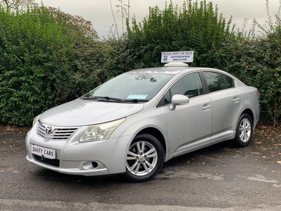 2011 - Toyota Avensis Manual