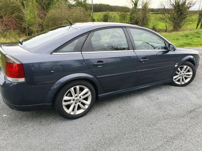 2009 - Vauxhall Vectra ---