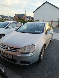 2009 - Volkswagen Golf Manual