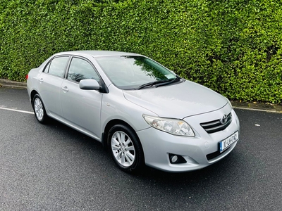 2010 - Toyota Corolla Manual