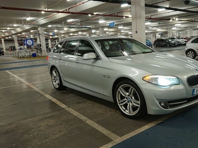 2011 - BMW 5-Series Manual