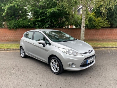 2011 - Ford Fiesta Manual