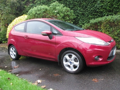 2011 - Ford Fiesta Manual