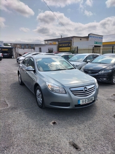 2011 - Opel Insignia Manual