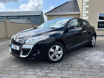 2011 - Renault Megane Manual