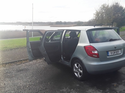 2011 - Skoda Fabia Manual