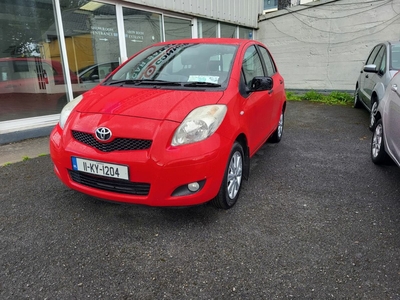 2011 - Toyota Yaris Manual