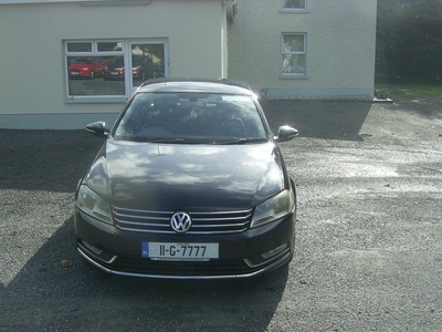 2011 - Volkswagen Passat Manual