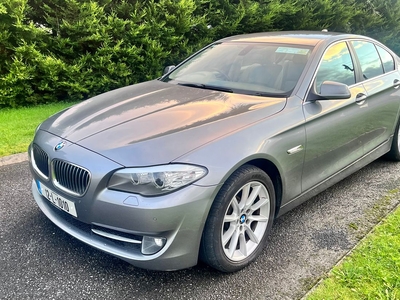 2012 - BMW 5-Series Manual