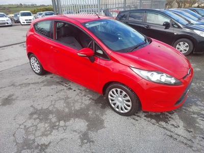 2012 - Ford Fiesta Manual