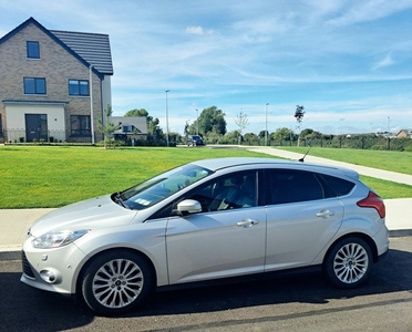 2012 - Ford Focus Manual