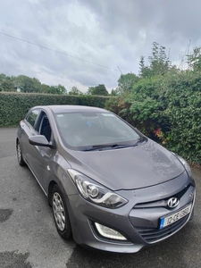 2012 - Hyundai i30 Manual