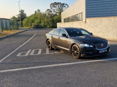 2012 - Jaguar XJ Automatic