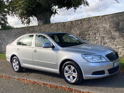 2012 - Skoda Octavia Manual