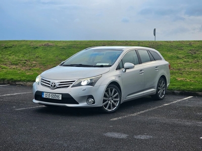 2012 - Toyota Avensis Automatic