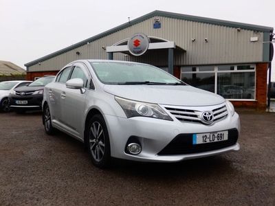 2012 - Toyota Avensis Manual