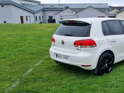 2012 - Volkswagen Golf Manual