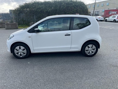 2012 - Volkswagen Up! Manual