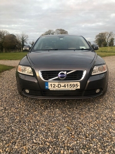 2012 - Volvo S40 Manual