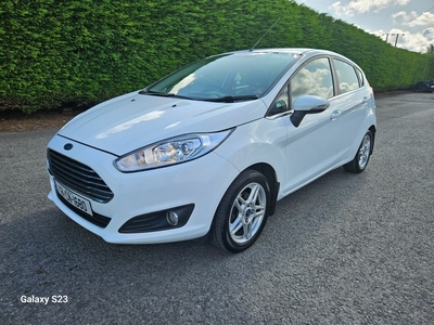 2013 - Ford Fiesta Manual